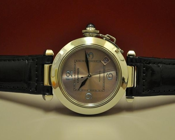 Pascha Black Leather Strap Watch / Midsize Watch